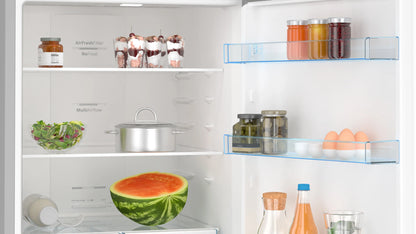Bosch Series 4 Freestanding Fridge-freezer (Bottom freezer) 186 x 70 cm Stainless steel KGN55VI20Z