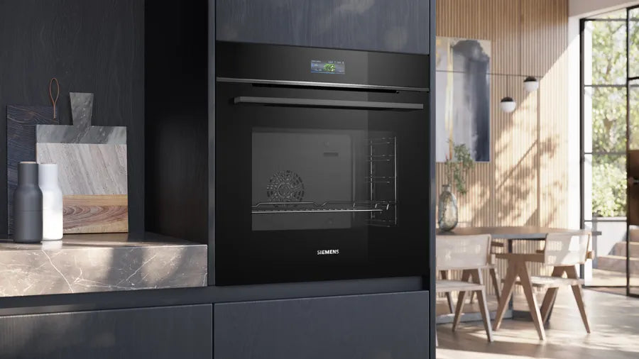 Siemens iQ700 Built-in Oven 60 x 60 cm Black HB736G1B1